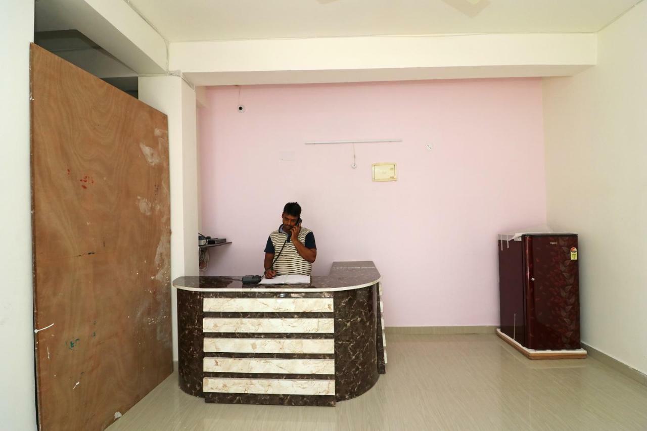 Oyo 43694 Hotel Hillson Pauri エクステリア 写真