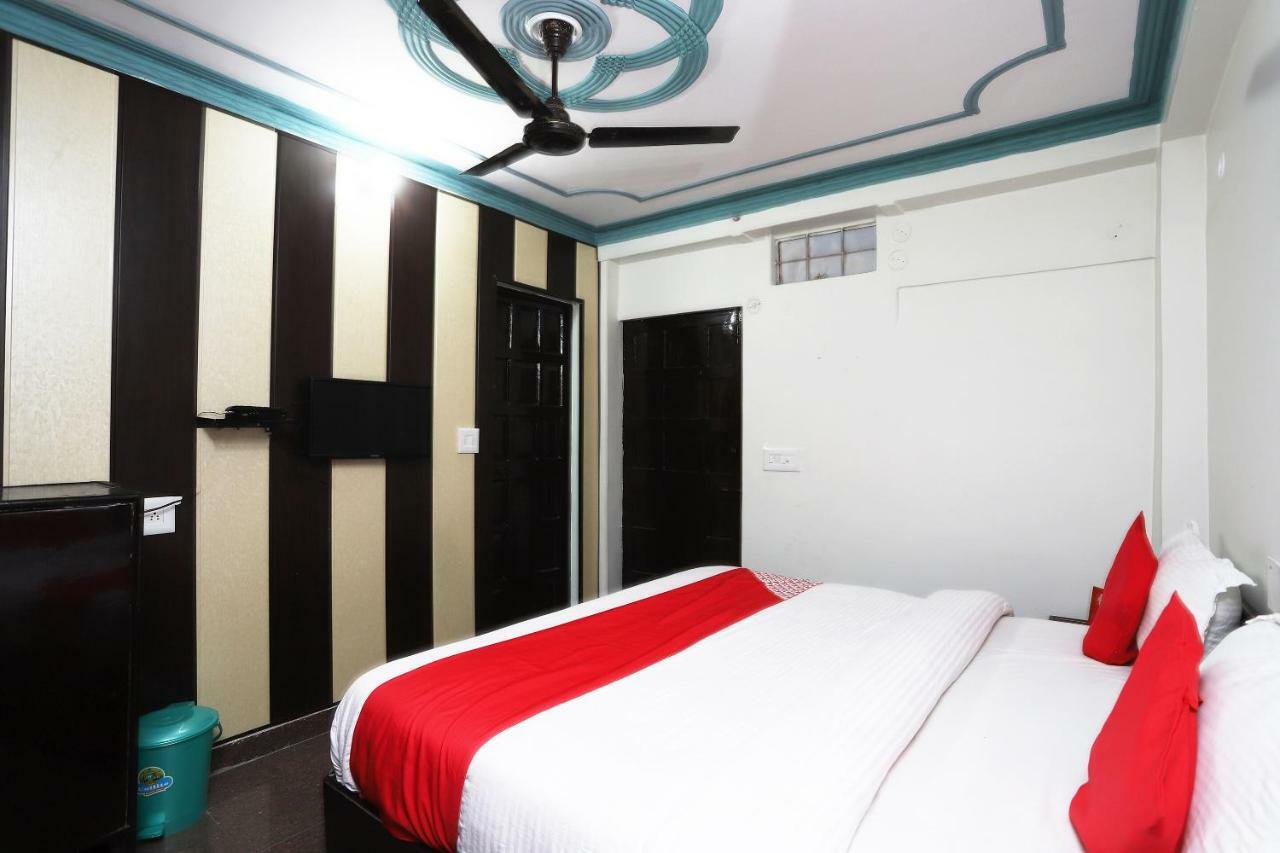 Oyo 43694 Hotel Hillson Pauri エクステリア 写真