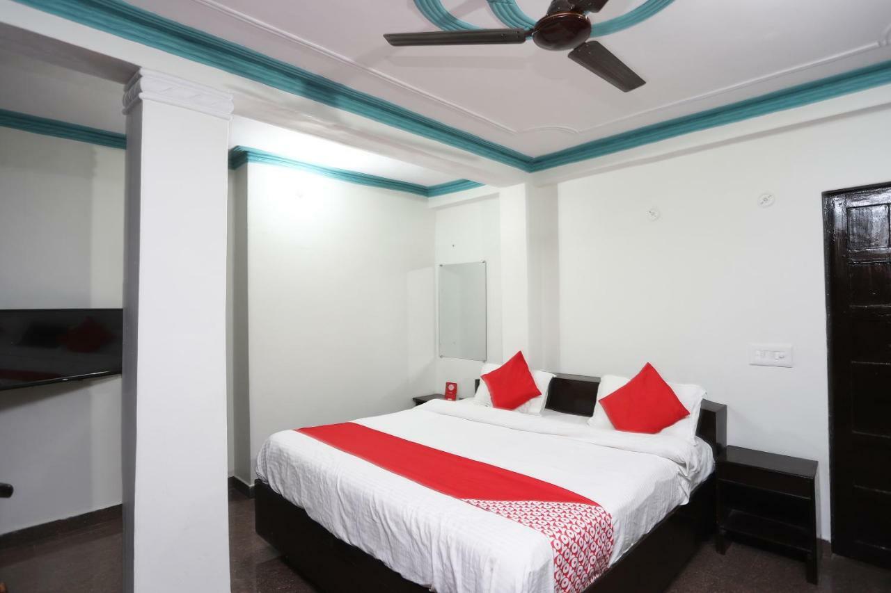 Oyo 43694 Hotel Hillson Pauri エクステリア 写真